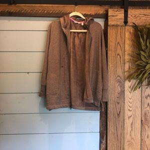 Isaacmizrahi zip up hoodie mocha euc fuzzy inside